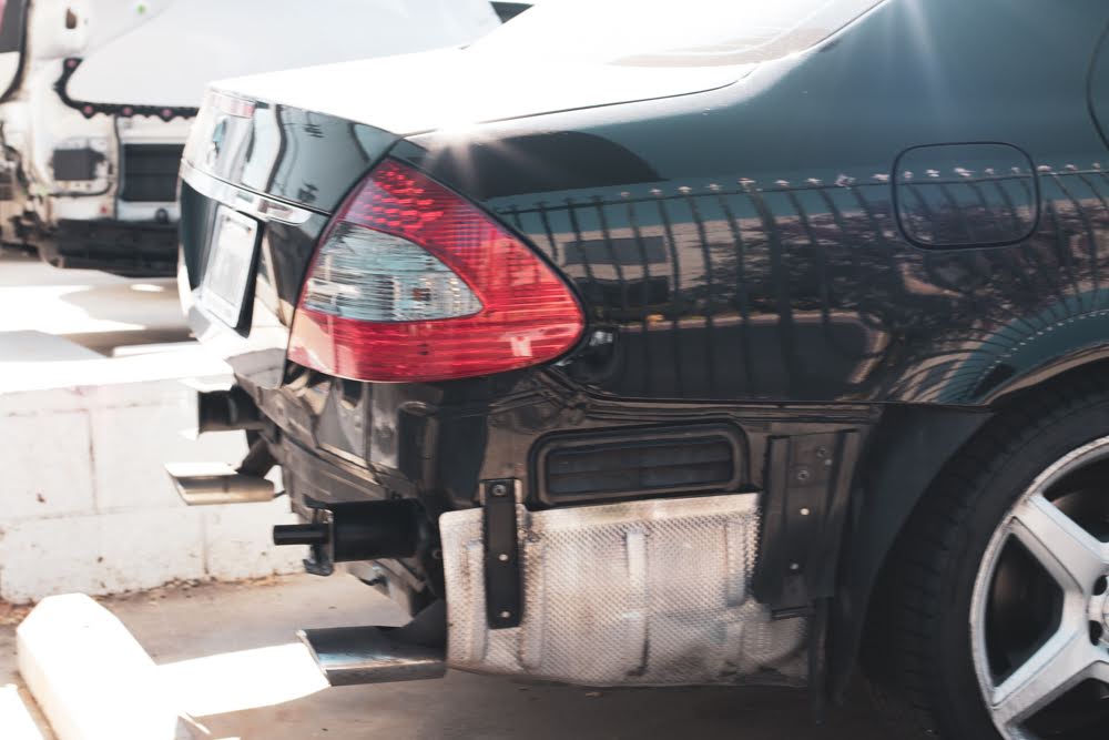 Los Angeles, CA – Crash with injuries at Coldwater Canyon Ave & Saticoy St