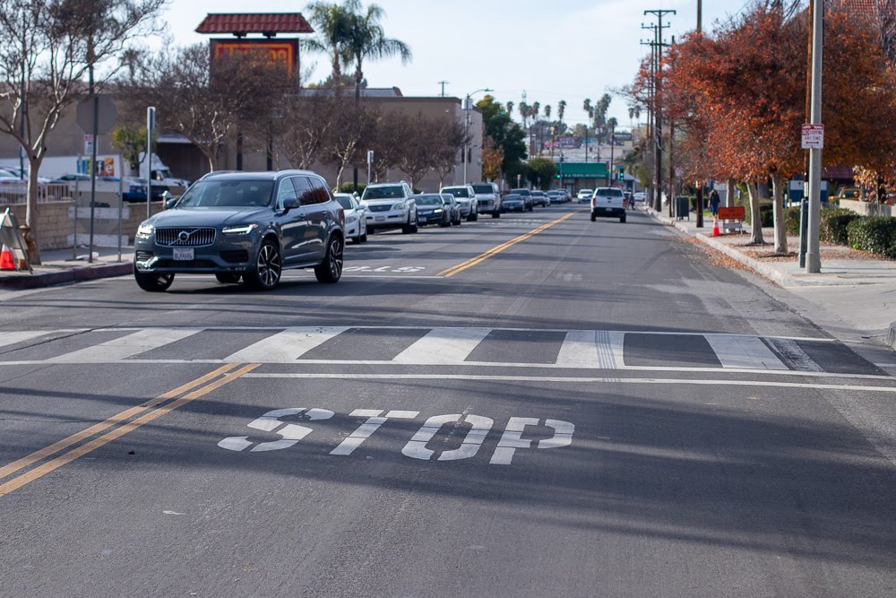 Los Angeles, CA – 62 Year Old Woman Injured After Being Struck by Vehicle Near Encino Ave.
